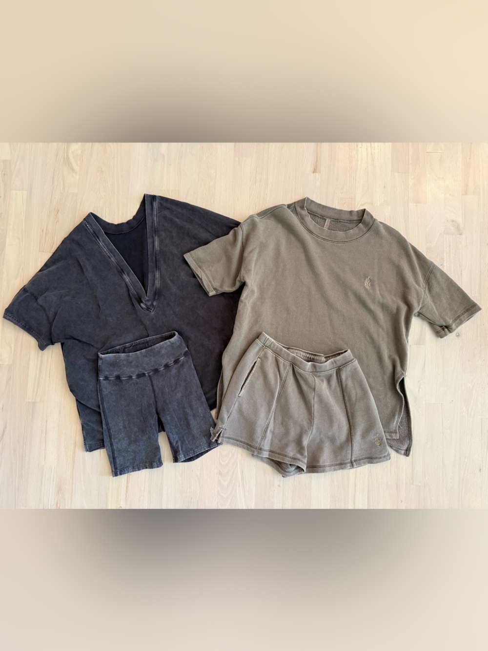 FREE PEOPLE (BOTH) MATCHING SETS - Picture 2 of 4